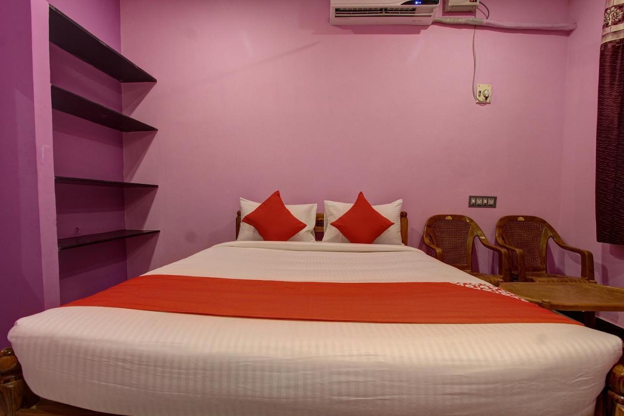 Hotel Oyo 38664 Rt Residency Golden Rock Esterno foto